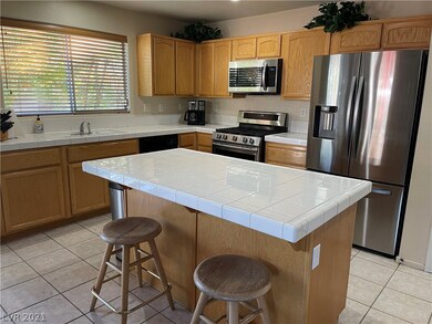 Center Island in Kitchen