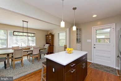 3304 Potterton Dr, Falls Church, VA 22044 - photo 2