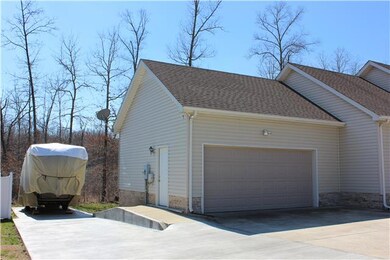 346 Indian Springs Cir, Manchester, TN 37355 - photo 2