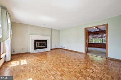 614 Foxfields Rd, Bryn Mawr, PA 19010 - photo 4