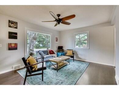 03 Living Room