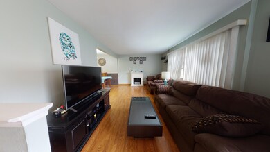 433 Willow Rd E unit 2, Staten Island, NY 10314 - photo 4