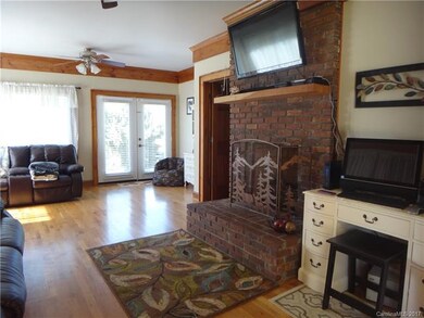 Spacious Living Room