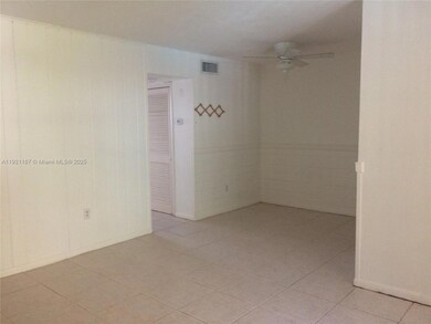 255 Sunrise Dr unit 103, Key Biscayne, FL 33149 - photo 2