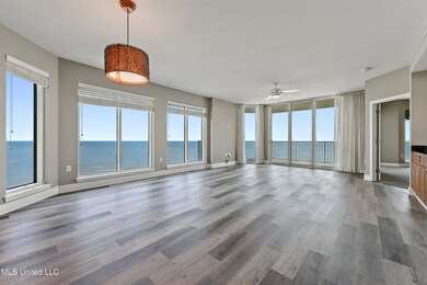 180 Degree Panoramic Views