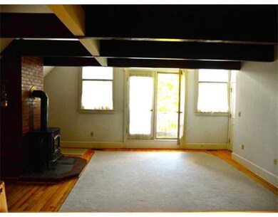 256 Lafayette St unit 4, Salem, MA 01970 - photo 3