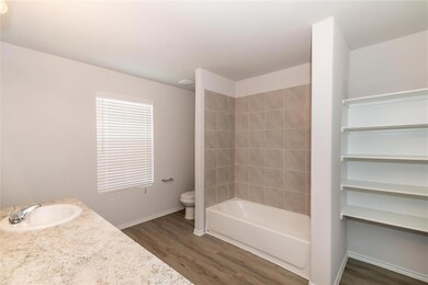 1403 Mark Ln, Ennis, TX 75119 - photo 6