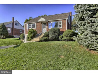 3406 Sheidy Ave, Reading, PA 19605 - photo 3