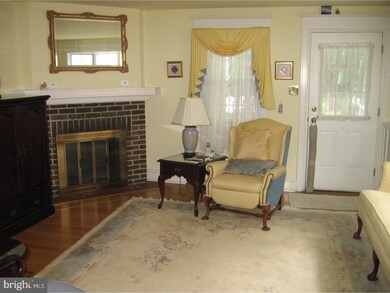 4027 Lasher Rd, Drexel Hill, PA 19026 - photo 3