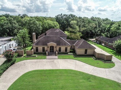 2301 Pine Dr, Friendswood, TX 77546 - photo 6