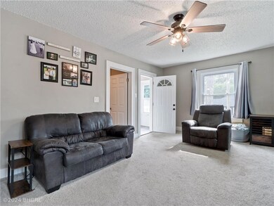 2004 Lay St, Des Moines, IA 50317 - photo 4