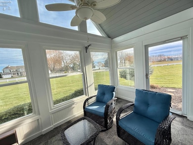 10921 N Bay Point Dr unit 504, Lakeside Marblehead, OH 43440 - photo 3