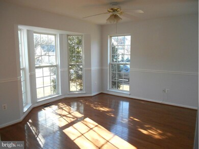 12213 Emerald Way, Germantown, MD 20876 - photo 7