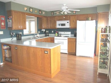 16800 Centerfield Way, Olney, MD 20832 - photo 6