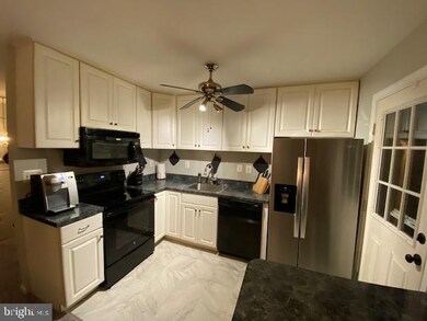 6817 Pepper St, Capitol Heights, MD 20743 - photo 7