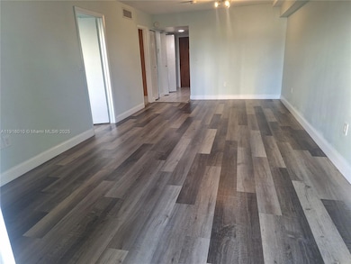 201 180th Dr unit 205, Sunny Isles Beach, FL 33160 - photo 2