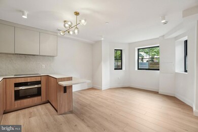 23 Logan Cir NW unit 1, Washington, DC 20005 - photo 4