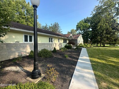 1530 Fairway Dr, Lima, OH 45805 - photo 2