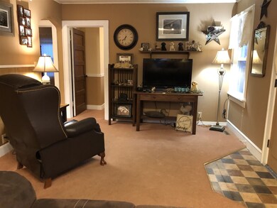 704 S Park Ave, Fowler, IN 47944 - photo 5