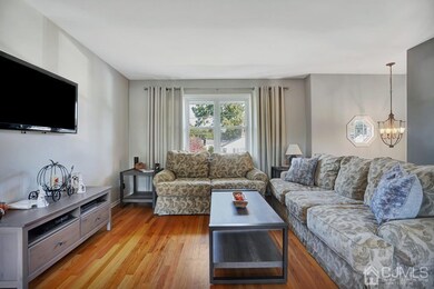 1 Milton Place, Middlesex, NJ 08846 - photo 4