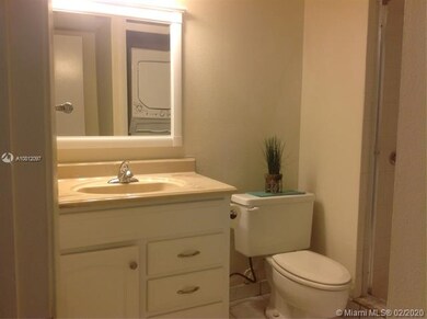 16246 Laurel Dr unit 104, Weston, FL 33326 - photo 5