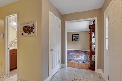 14 Crystal Ln, Delmar, NY 12054 - photo 5