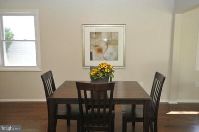 55 E Timonium Rd, Lutherville Timonium, MD 21093 - photo 4