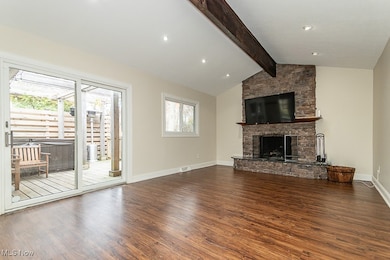 363 Balmoral Dr, Cleveland, OH 44143 - photo 7