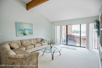 _RMJ1648 family room