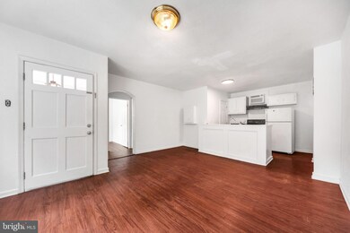 209 N York St, Pottstown, PA 19464 - photo 6