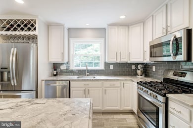 1113 Priscilla Ln, Alexandria, VA 22308 - photo 6