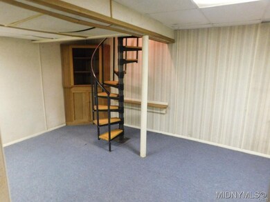 Lower Level w/Spiral Staircase