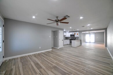 5618 W Berkeley Rd, Phoenix, AZ 85035 - photo 4