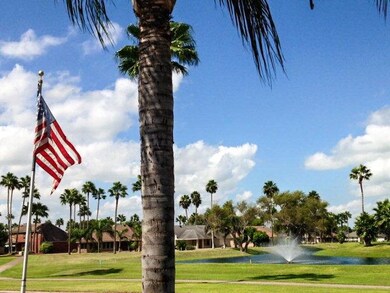 832 Citrus Dr, Alamo, TX 78516 - photo 2