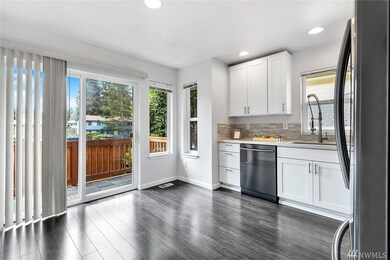 5005 Freeport Ln unit B, Mukilteo, WA 98275 - photo 7