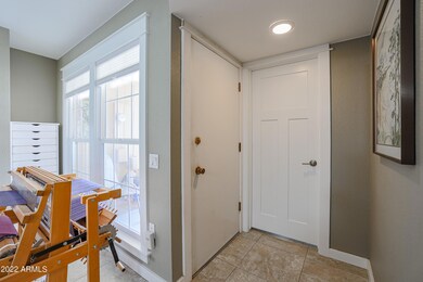 10818 W Santa fe Dr, Sun City, AZ 85351 - photo 3