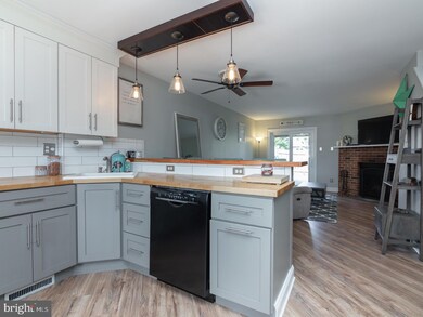 4 Beech St, Morton, PA 19070 - photo 2