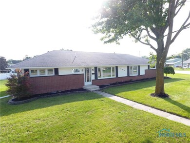 749 Erie St, Woodville, OH 43469 - photo 6