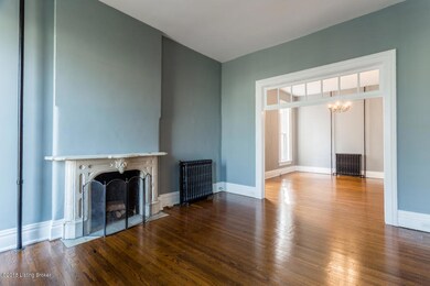 1080 Baxter Ave #2-6