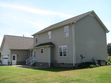 2828 Cooley Ford Rd, Tennessee Ridge, TN 37178 - photo 2