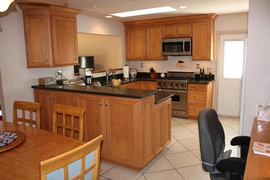 g-Kitchen-a