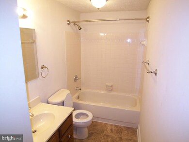 929 N Angel Valley Ct, Edgewood, MD 21040 - photo 7