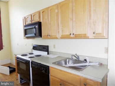 10 S Reading Ave unit 3D, Boyertown, PA 19512 - photo 3