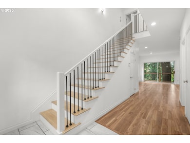 6817 SE 144th Ave, Portland, OR 97236 - photo 4