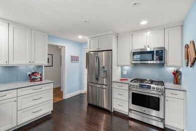 6 Wilde Rd, Wellesley Hills, MA 02481 - photo 4