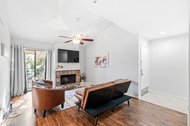 7900 N Stadium Dr unit 32, Houston, TX 77030 - photo 5