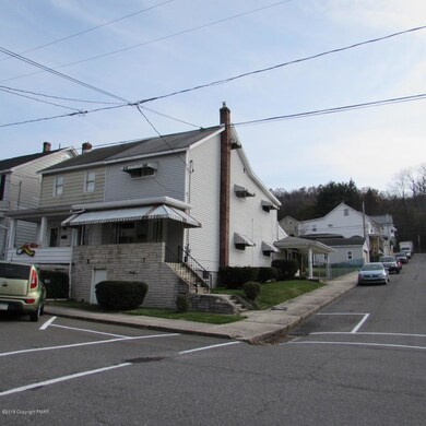 600 E Bertsch St, Lansford, PA 18232 - photo 3