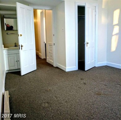 335 S Potomac St unit 335 1/2, Hagerstown, MD 21740 - photo 6