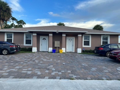 1533 W 26th Ct unit 1b, Riviera Beach, FL 33404 - photo 2