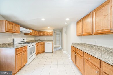 600 Stokes Ave unit 3RD FLOOR, Collingswood, NJ 08108 - photo 7